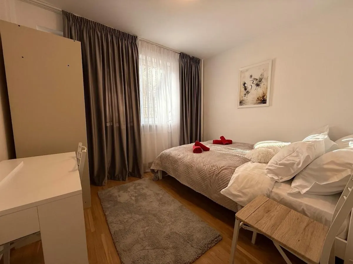 Elegant Stay Arcul De Triumf Boekarest Appartement